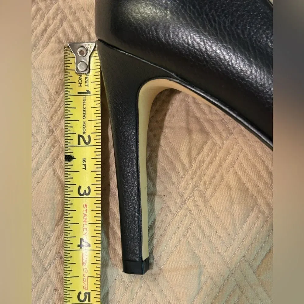 Banana Republic pumps